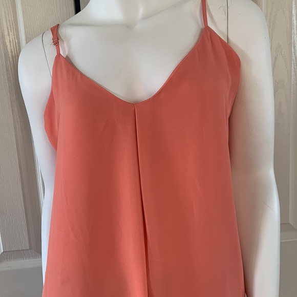 Loose fitting Blouse Tank - Picture 2 of 4